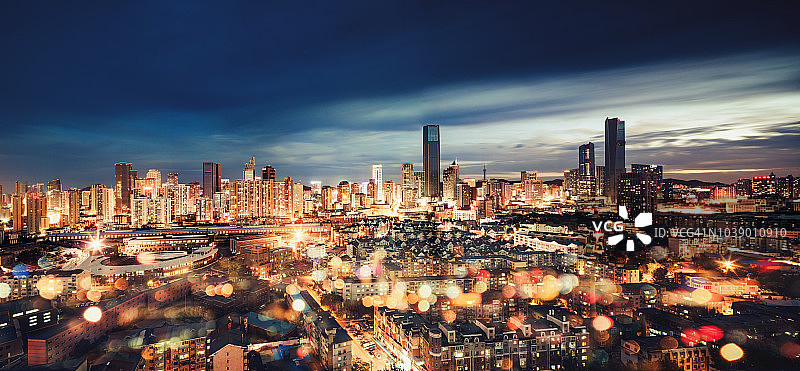 繁华的城市图片素材