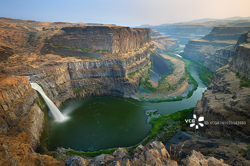 华盛顿州帕卢斯瀑布州立公园日落图片素材