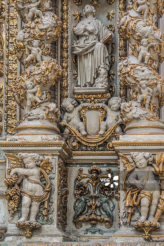 意大利莱切圣伊rene教堂图片素材