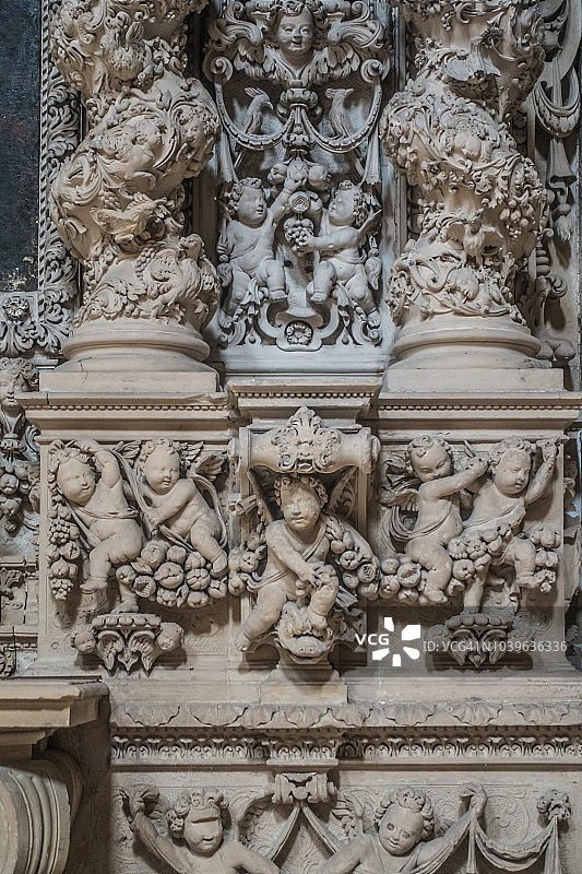 意大利莱切圣伊rene教堂图片素材