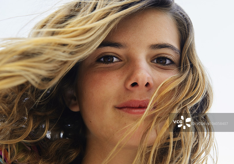 年轻女性的肖像图片素材