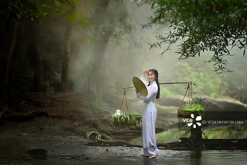 越南女孩肖像图片素材