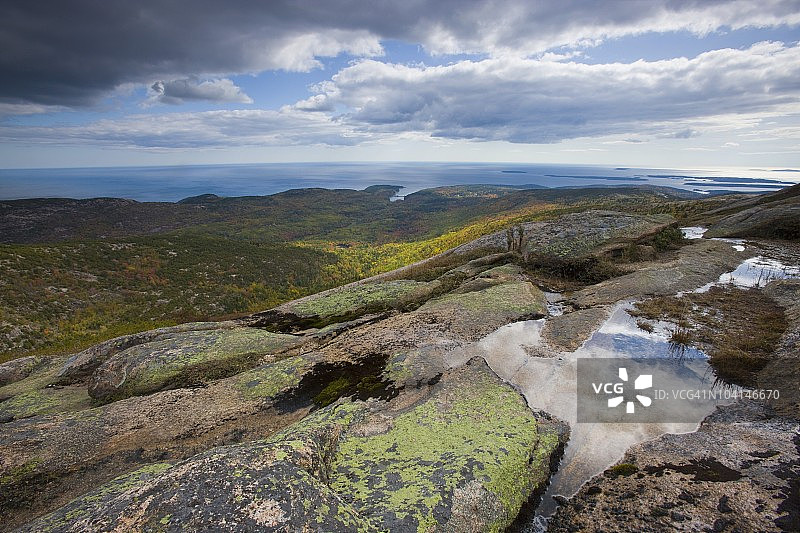 从凯迪拉克山顶看到的景色图片素材