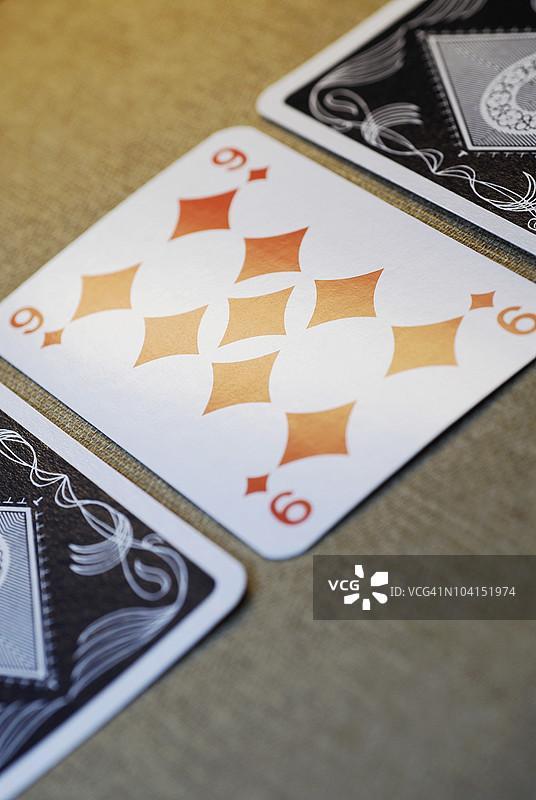 三张扑克牌的特写镜头图片素材