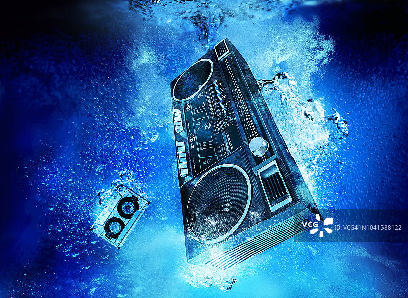 水下手提音响图片素材