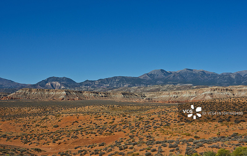 犹他州汉克斯维尔亨利山脉95号公路风光图片素材