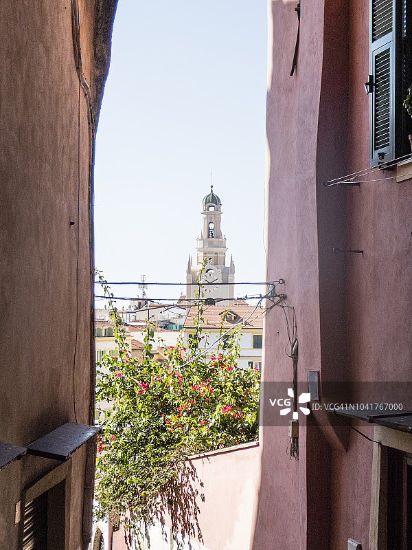 意大利利古里亚圣雷莫大教堂钟楼景观图片素材