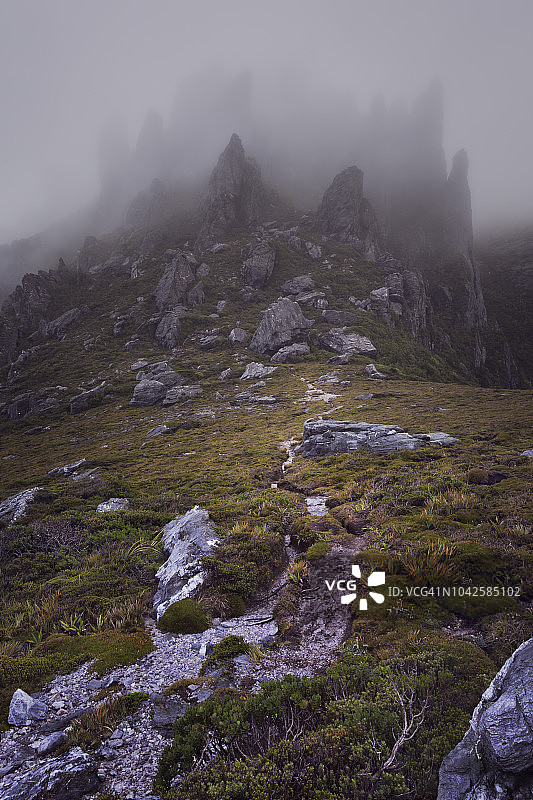 澳大利亚塔斯马尼亚西南国家公园海耶斯山峰图片素材