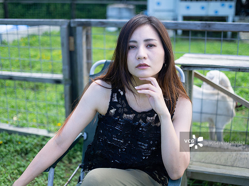 女人的肖像图片素材