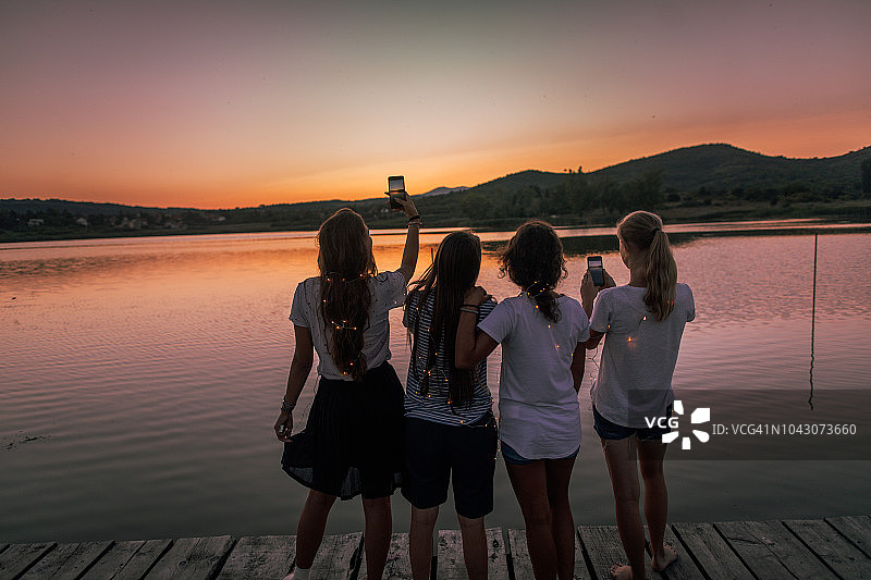 拍摄迷人的日落瞬间图片素材