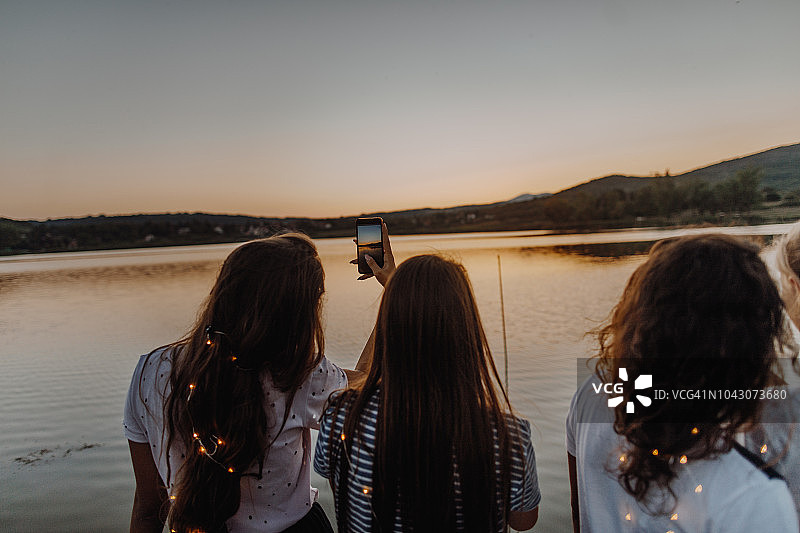 拍摄迷人的日落瞬间图片素材