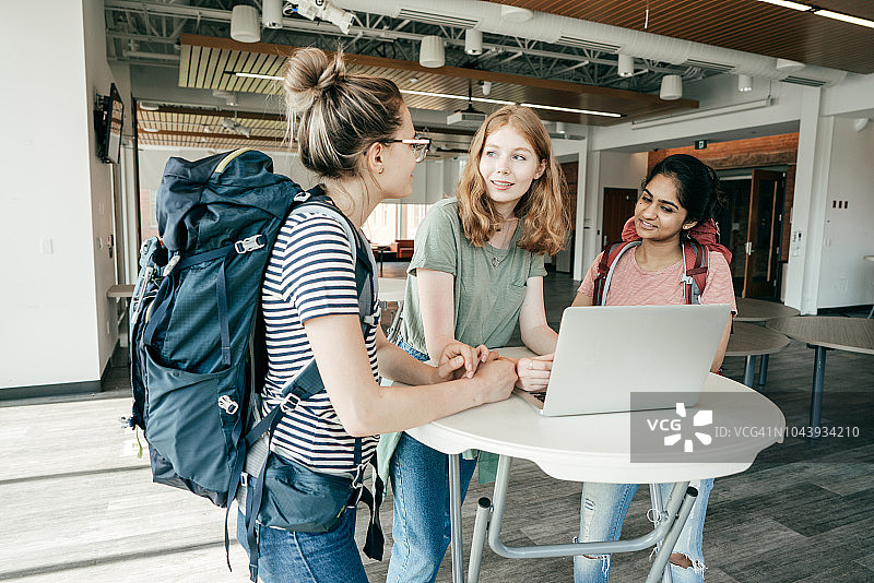 学生存钱技巧图片素材