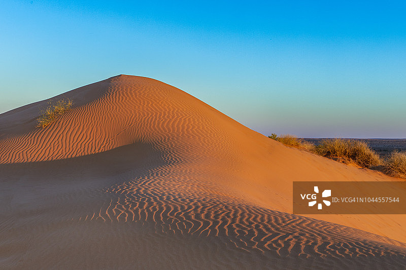 红色沙丘图片素材