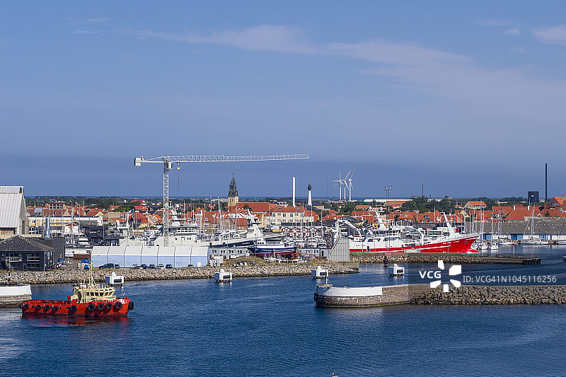 丹麦斯卡恩镇的港口入口图片素材