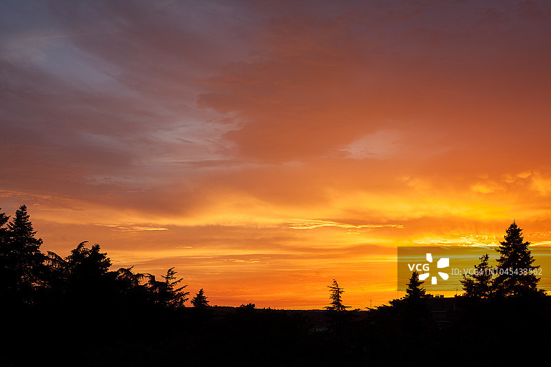 马德里日落剪影图片素材