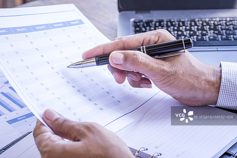 关注企业收入图片素材