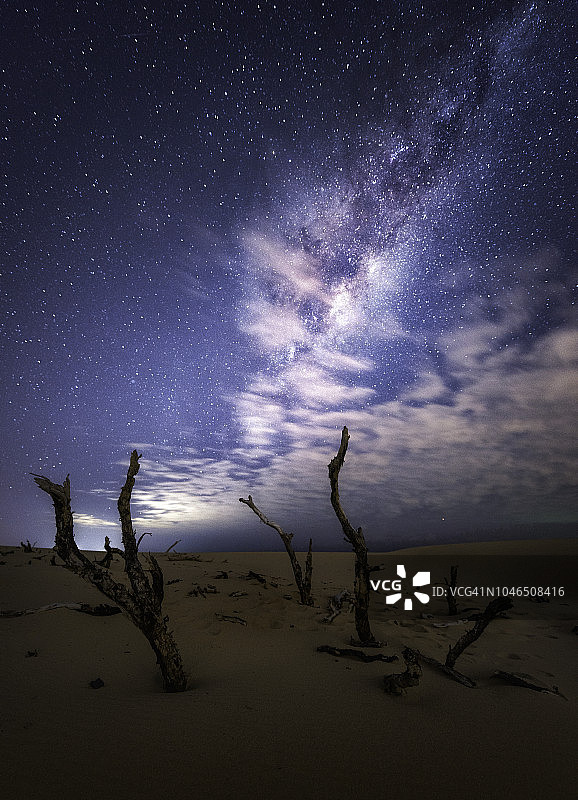 澳大利亚新南威尔士州斯托克顿海滩图片素材