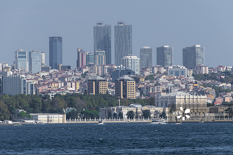 横跨博斯普鲁斯海峡图片素材