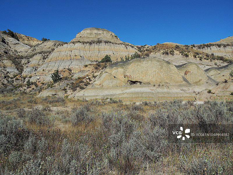 西奥多·罗斯福国家公园北区的差异侵蚀层图片素材