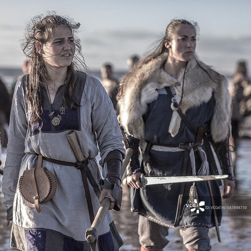 维京情侣图片素材