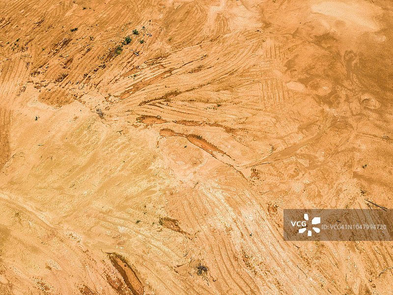 红色土地航拍景观图片素材