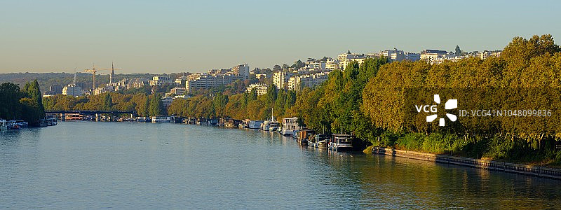 巴黎圣克卢 skyline图片素材