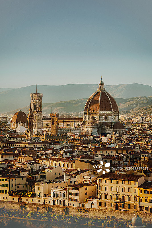 意大利佛罗伦萨城市风光与圣母百花大教堂图片素材