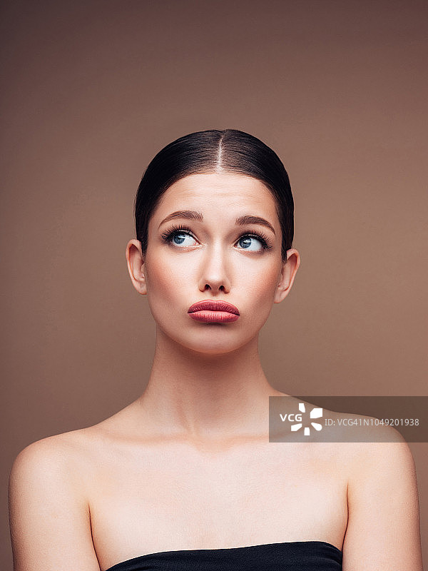 有吸引力的女孩图片素材