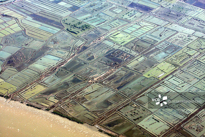 微芯片沿海平原图片素材