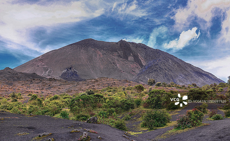 帕卡亚火山图片素材