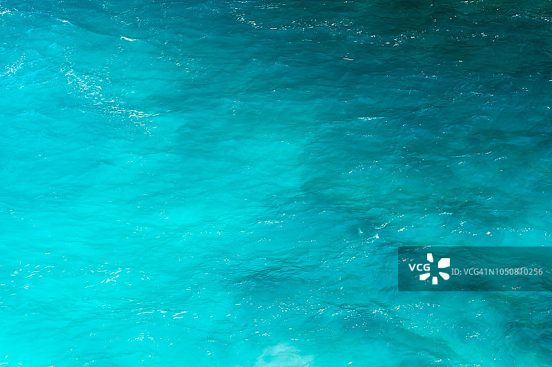 绿松石水面图片素材