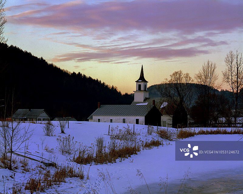 佛蒙特州北汤布里奇Vt-12公路图片素材