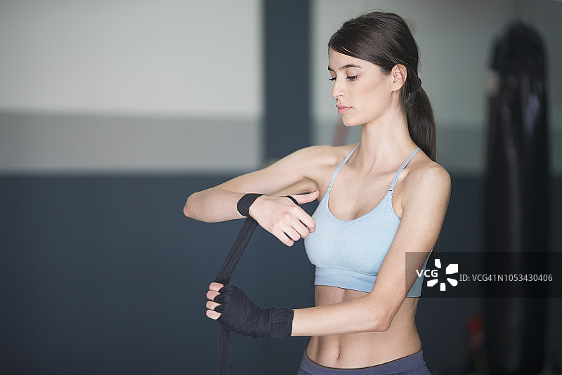 准备好她的特色菜肴图片素材