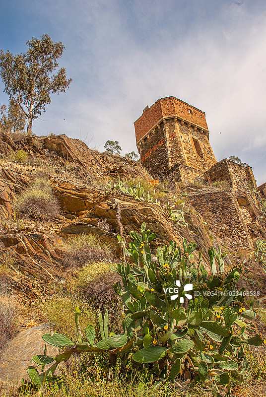 金色塔图片素材