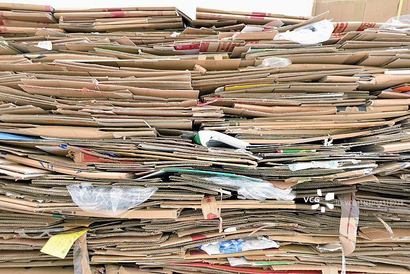 堆叠的废纸回收图片素材