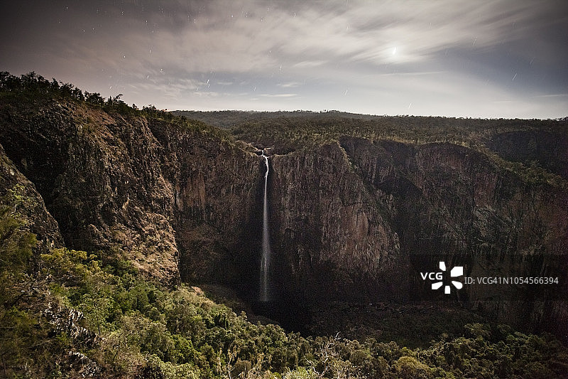 澳大利亚昆士兰州沃拉曼瀑布图片素材
