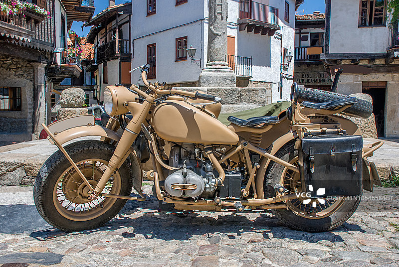 二战时期军用摩托车图片素材