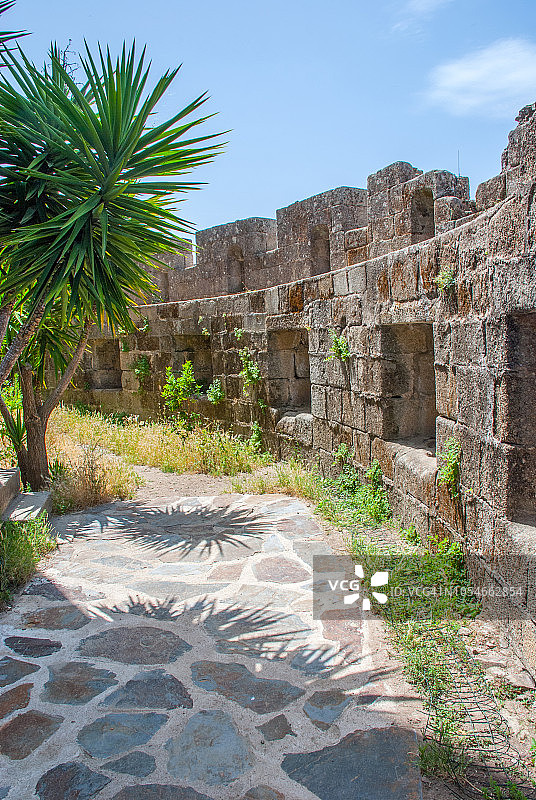 城镇墙楼顶风光图片素材