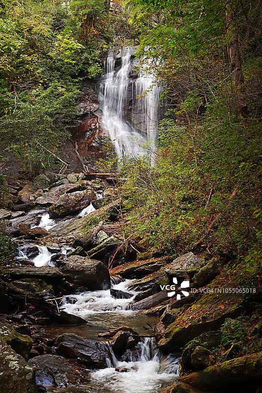 美丽的安娜红宝石瀑布图片素材