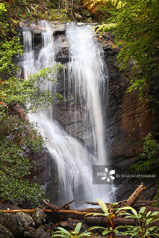 美丽的安娜红宝石瀑布图片素材
