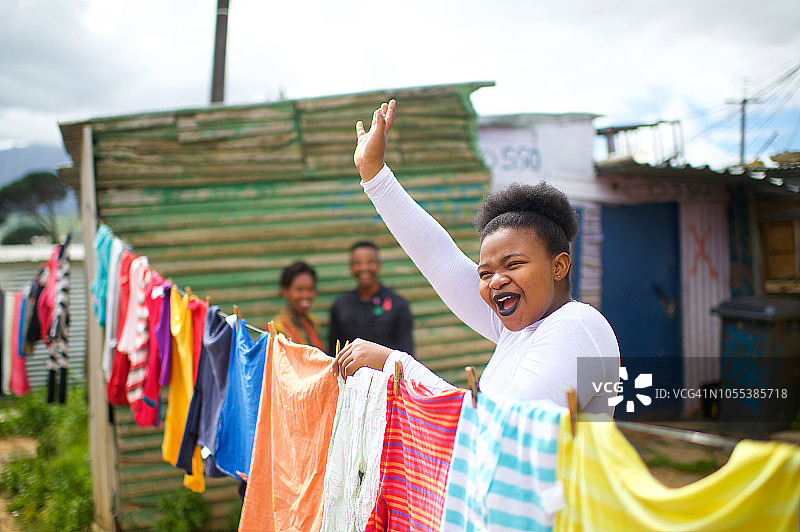 洗衣日的快乐时光图片素材