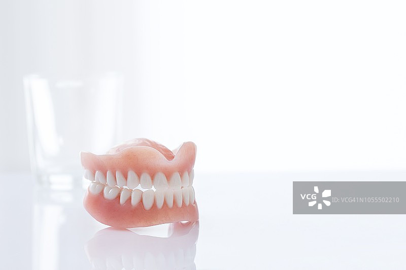 假牙图片素材