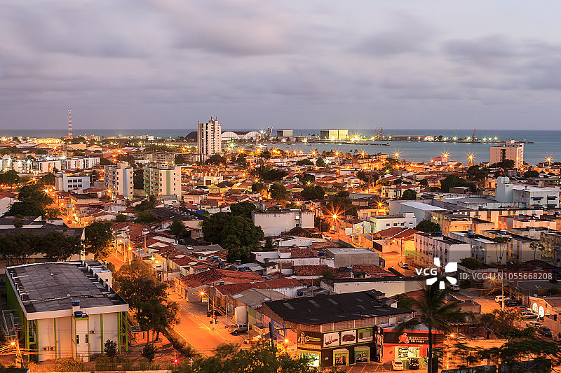 马塞约市圣贡萨洛观景台城市夜景图片素材