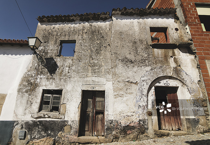葡萄牙欧洲的废弃建筑外墙图片素材