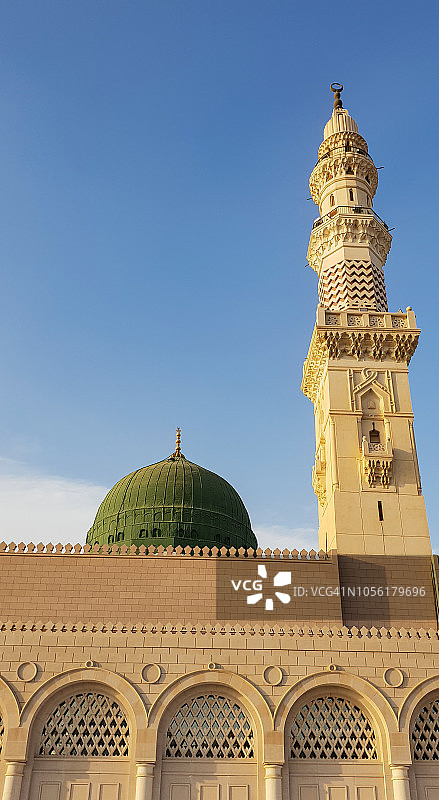 低角度拍摄：先知清真寺图片素材