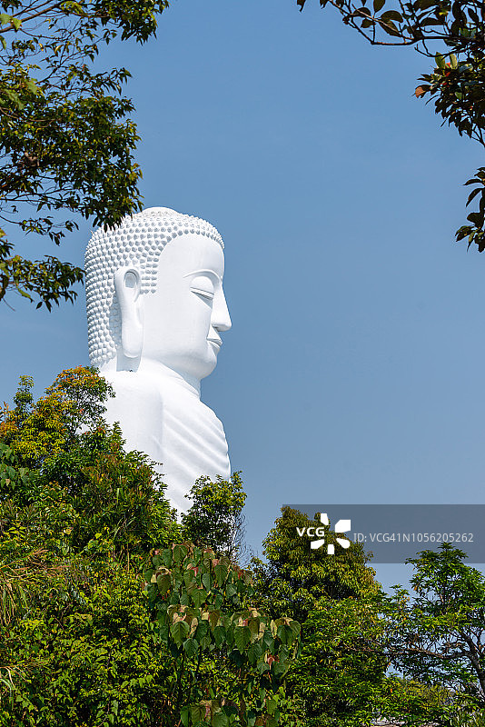 越南巴拿山白色佛像图片素材
