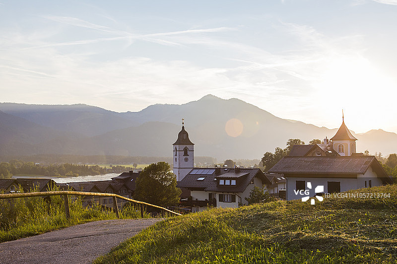 奥地利萨尔茨堡州萨尔茨卡默古特，沃尔夫冈湖畔圣沃尔夫冈图片素材