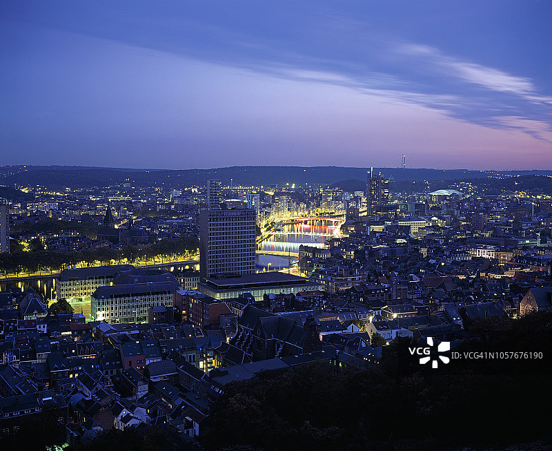 列日市的天际线景观图片素材