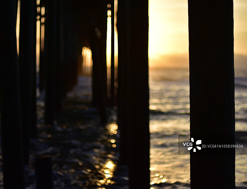 海洋，码头，日出图片素材