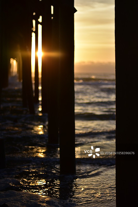 海洋，码头，日出图片素材